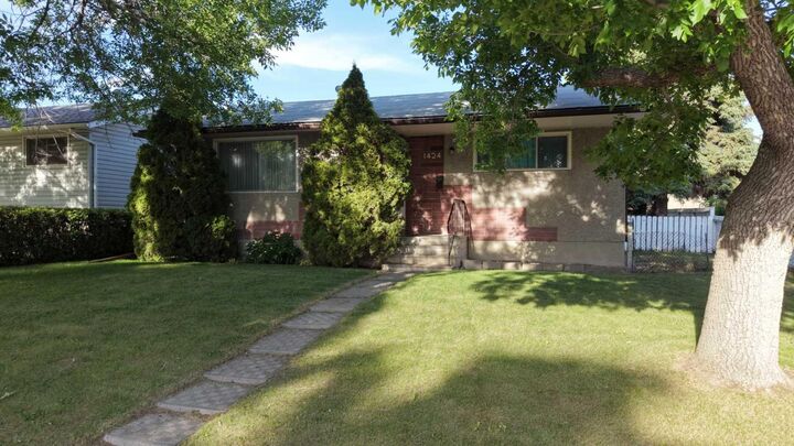 1424 Radisson Drive SE — photo 1