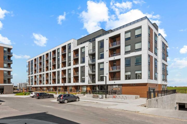 8500 19 Avenue SE 4313 — photo 1
