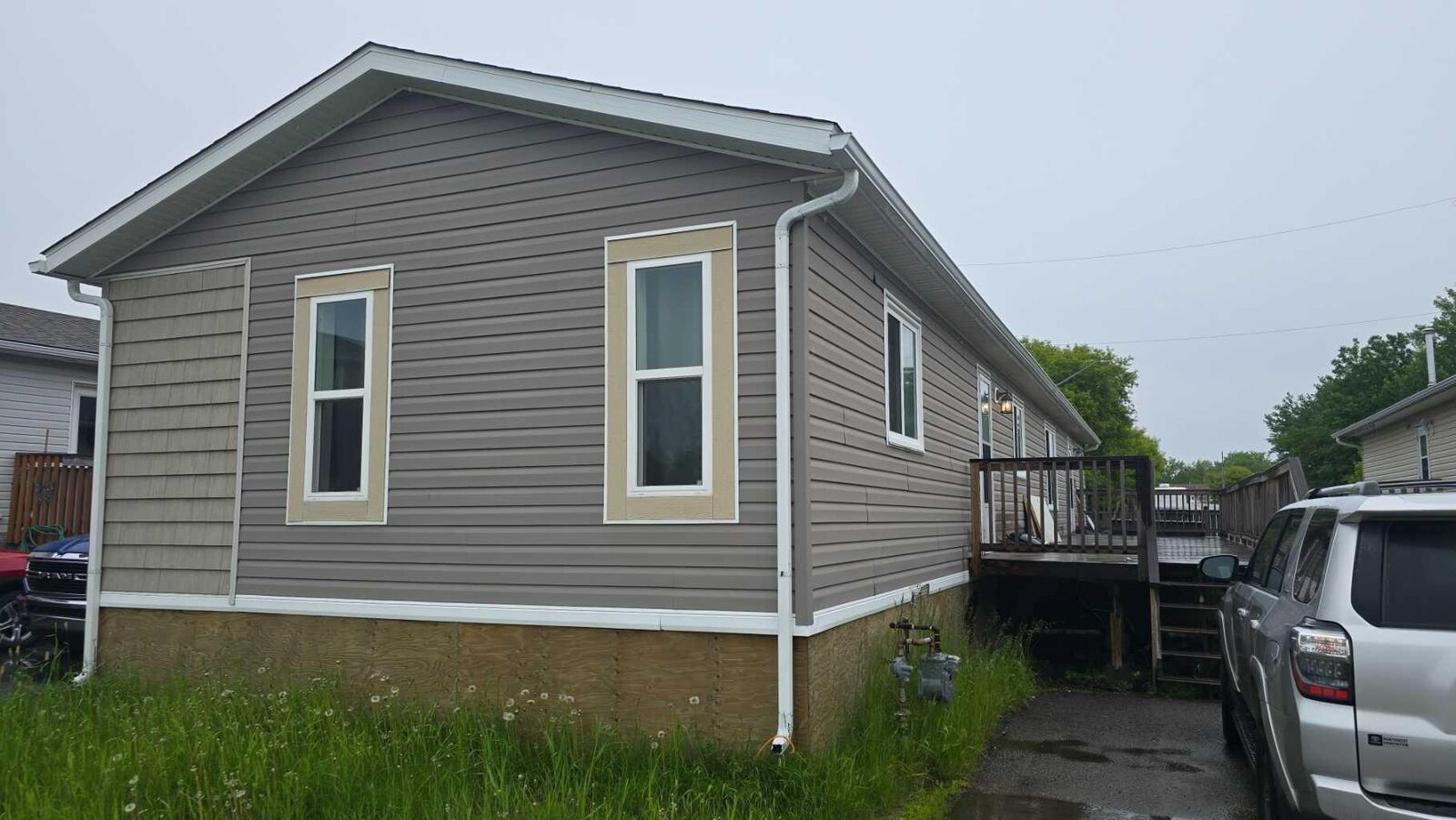 Property Photo:  10209 92 Avenue 113  AB T0A 2C0 