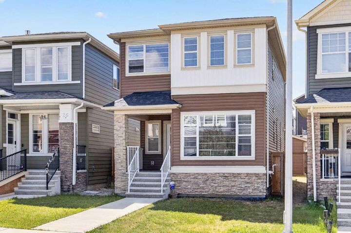 30 Evanscrest Rise NW — photo 1