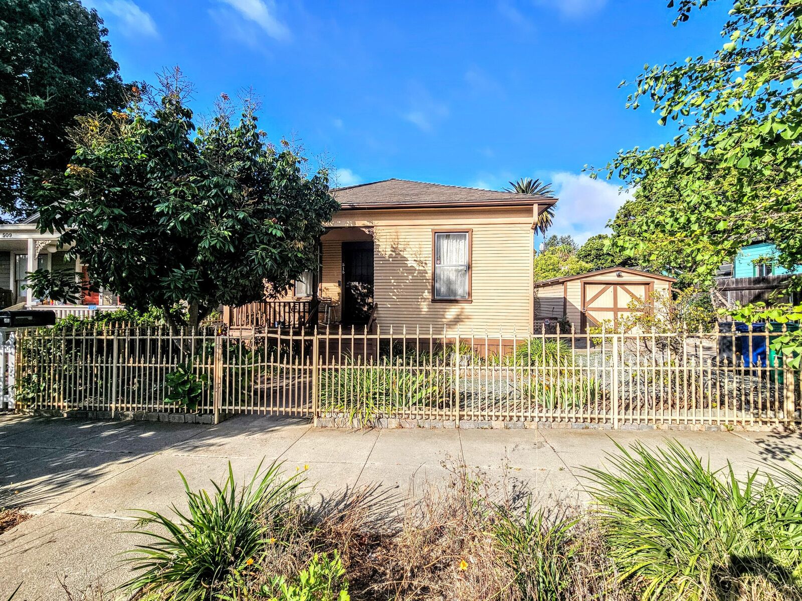 Property Photo:  515 Brinkerhoff Avenue  CA 93101 