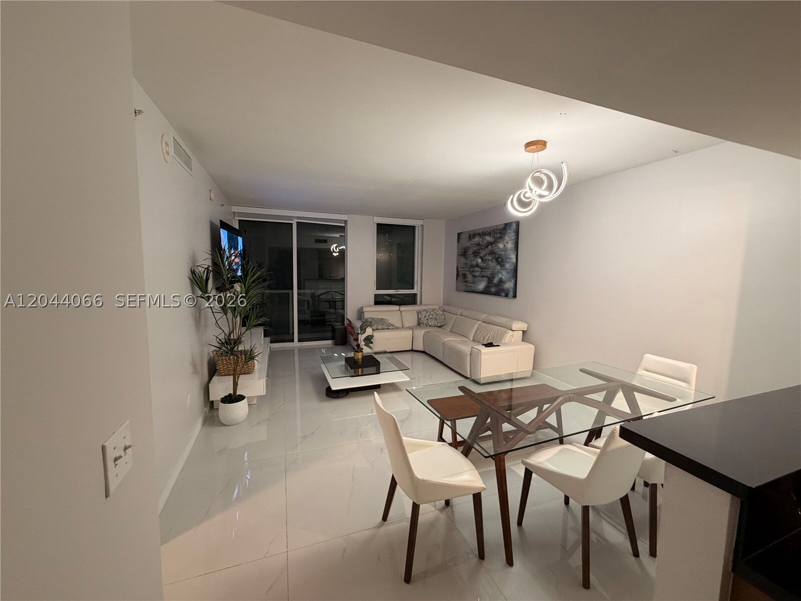 Property Photo: 253 NE 2nd St 1204 FL 33132