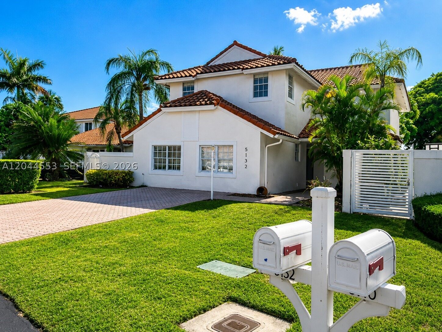 Property Photo: 5132 NW 106th Ave FL 33178