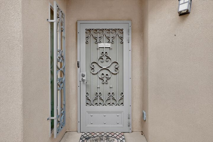 Property Photo: 3008 Floras Del Sol Street NM 87507