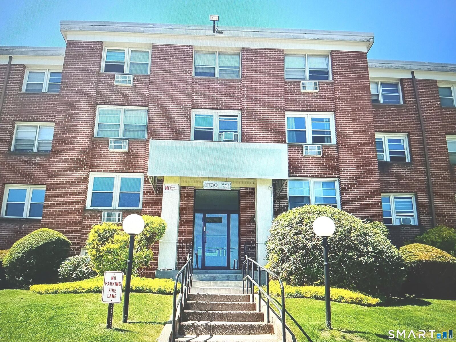 Property Photo:  1730 State Street 308  CT 06517 