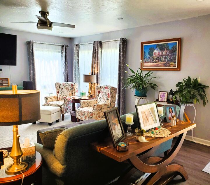 Property Photo: 1505 N Mountain View Drive WY 82801
