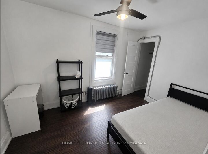 Property Photo:  1 Baldwin Street N1 - 2F  ON M4T 1L1 