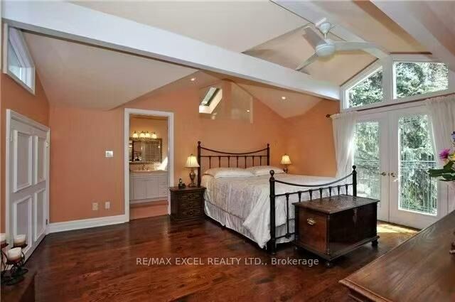 Property Photo:  69 Leisure Lane Loft  ON L4C 4X2 