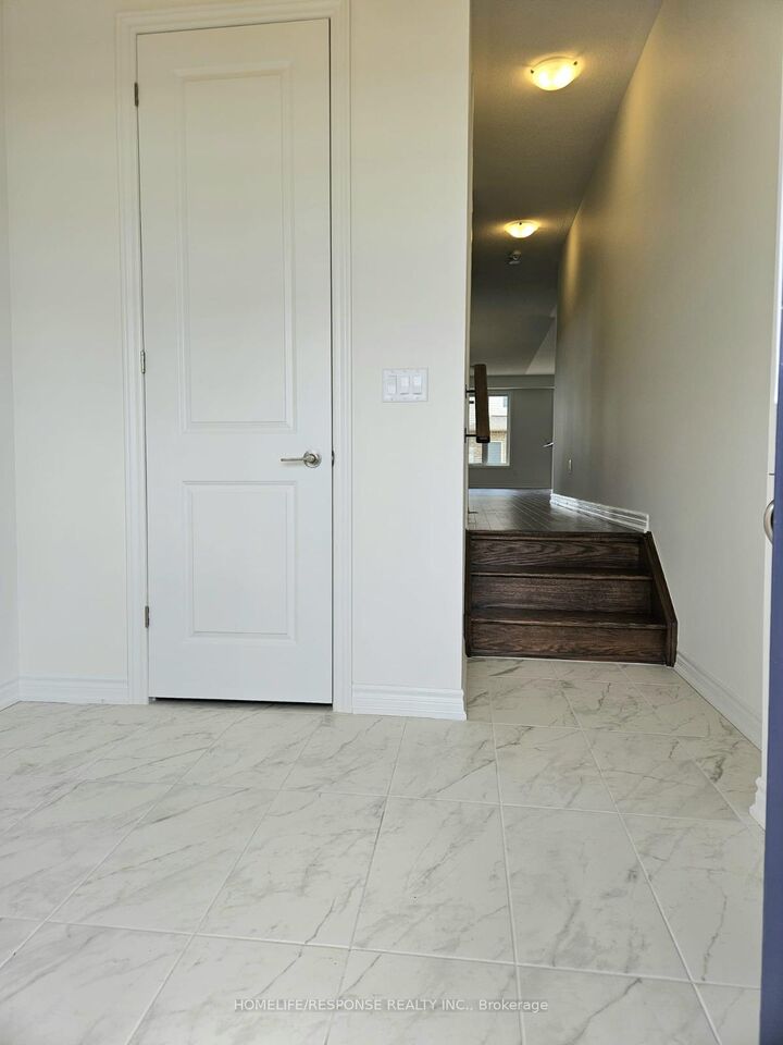 Property Photo:  16 West Oak Trail  ON L9J 0L1 