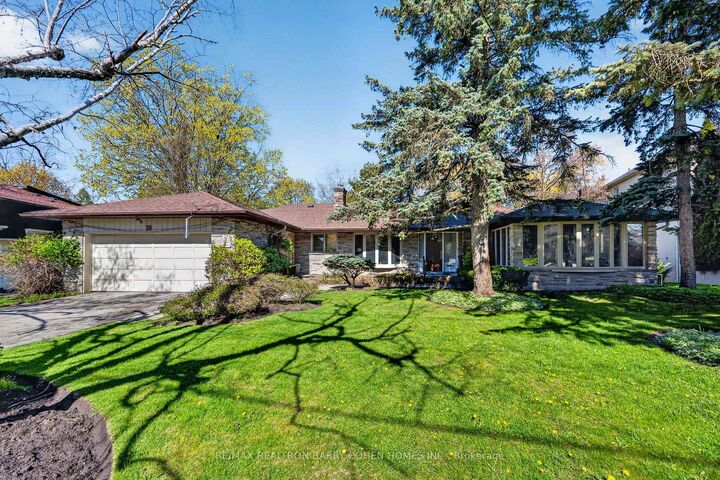 18 Brian Cliff Drive — photo 1