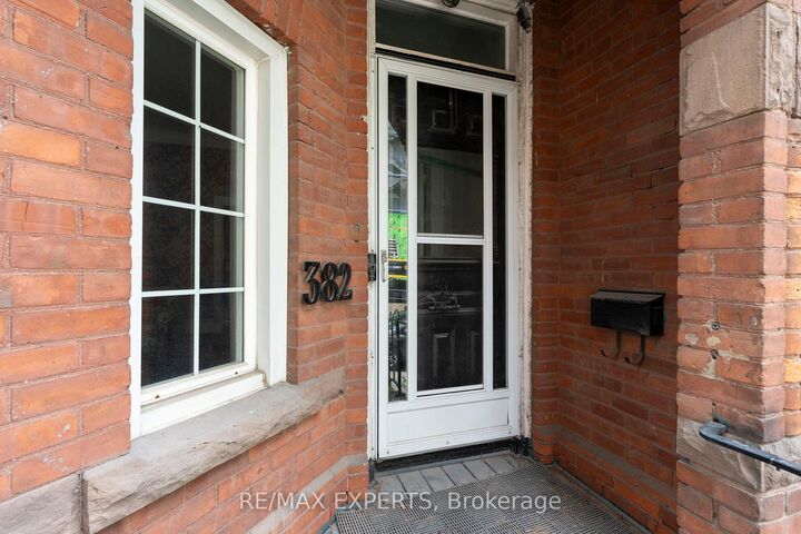 Property Photo: 382 Bathurst Street ON M5T 2S6