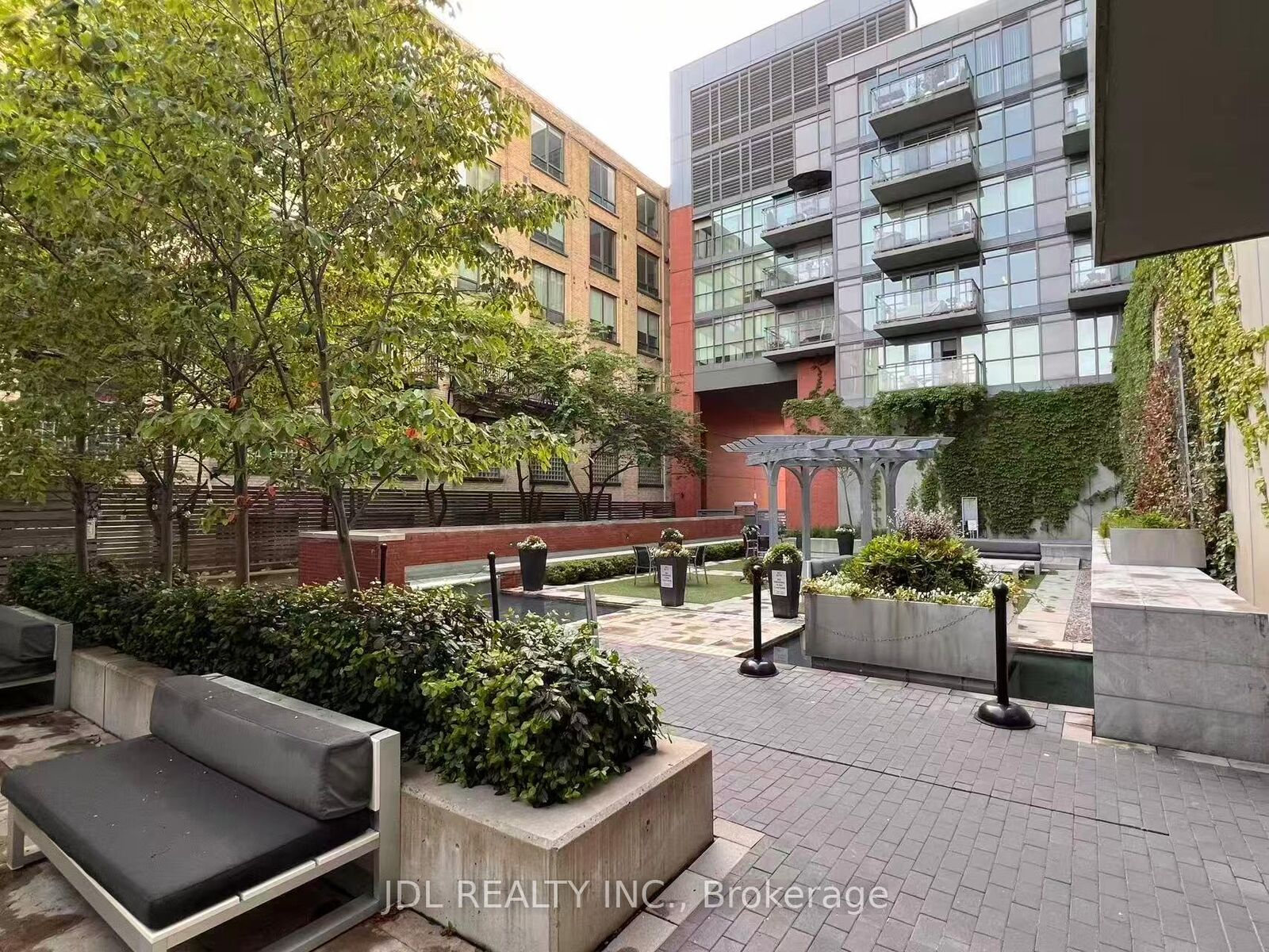 Property Photo:  775 King Street W 615  ON M5V 2K3 