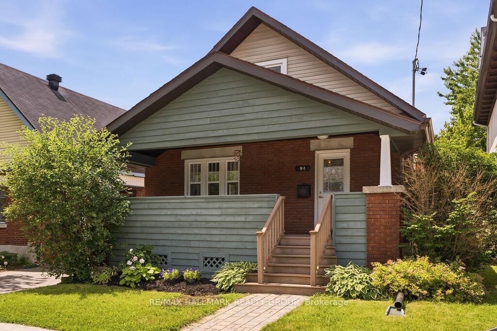 Property Photo:  94 Marlborough Avenue  ON K1N 8E9 