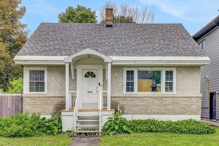 Property Photo:  229 Daniel Avenue  ON K1Y 0C7 