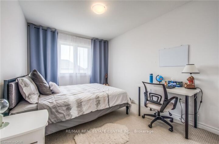 Property Photo:  19 Baker Lane  ON N3L 0K3 