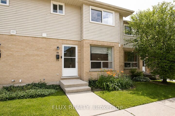 Property Photo:  595 Third Street 19  ON N5V 4A1 