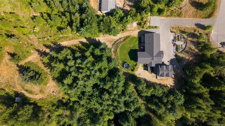 Property Photo: 6069 Clements Rd BC V9L 6J8