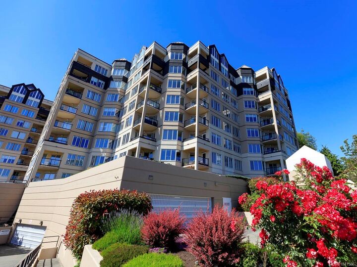Property Photo: 203 Kimta Rd #423 BC V9A 6T5