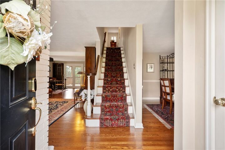 Property Photo:  1620 Upper St Clair Drive  PA 15241 