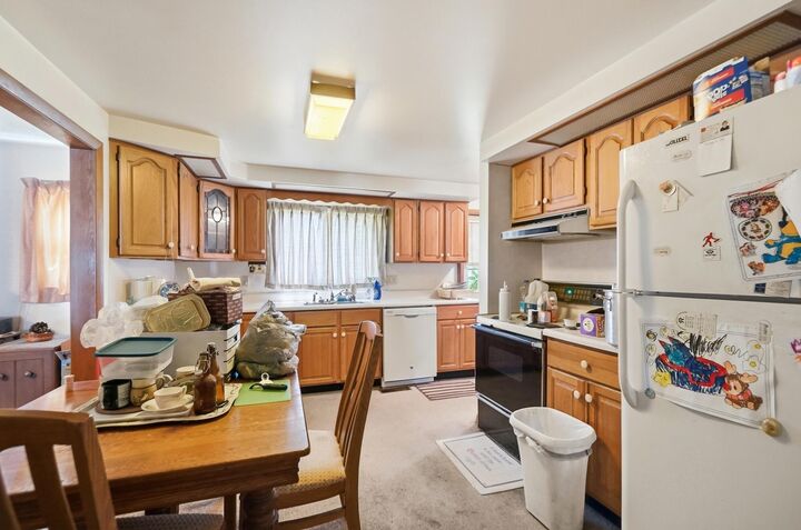Property Photo:  209 W Plum Street  OH 43072 