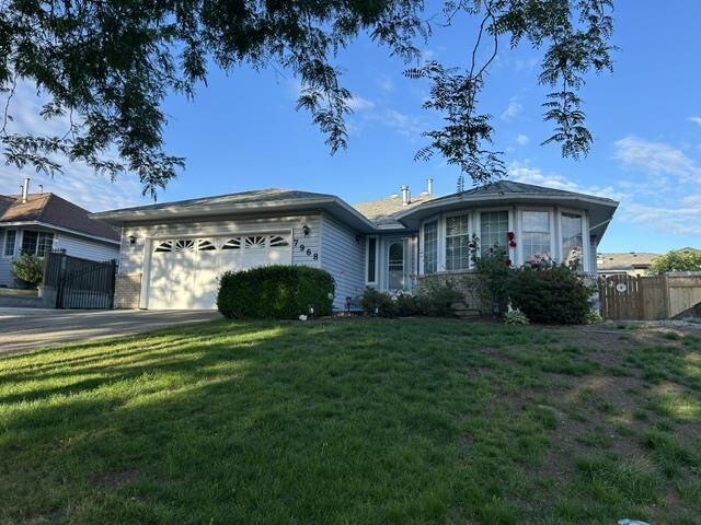 7968 161A Street — photo 1