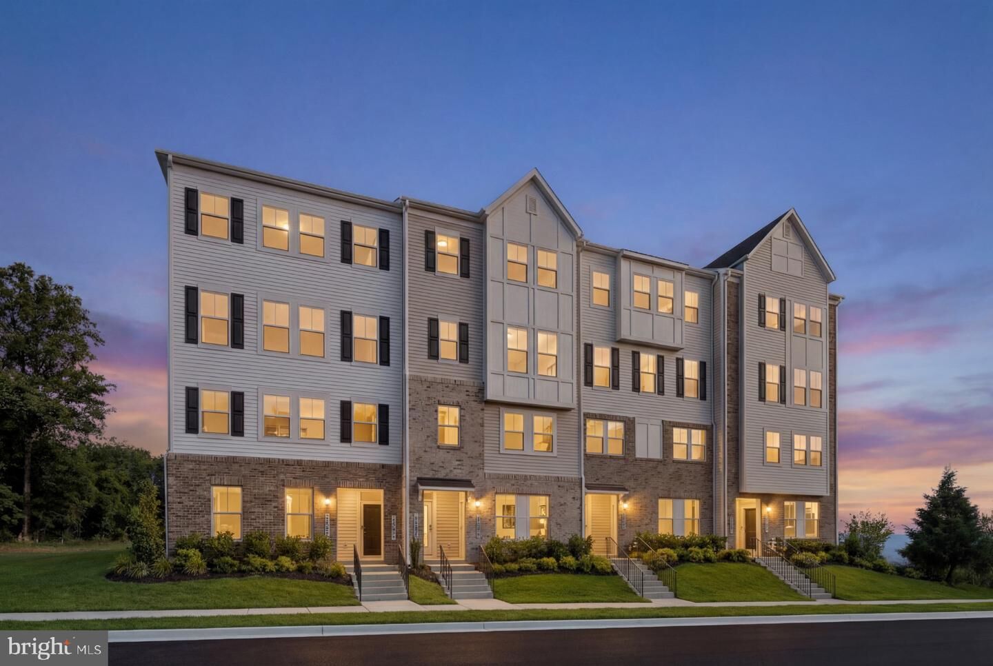 Property Photo:  19550 Village Walk Drive  MD 20886 
