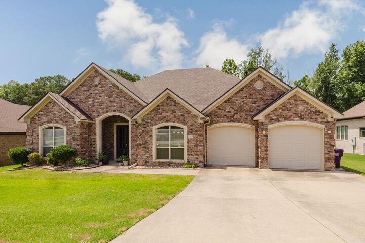 Property Photo:  3020 Olson Cir  AR 72022 
