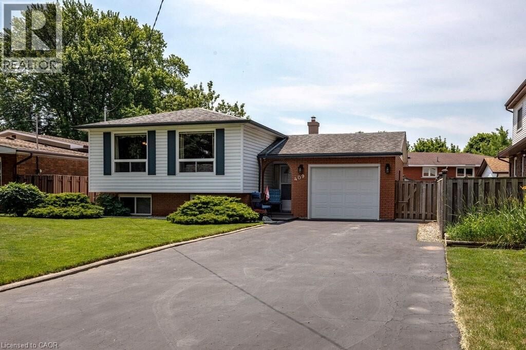 Property Photo: 409 Mohawk Road West ON L9C 1W5