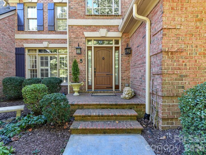 Property Photo: 4409 Rosecliff Drive NC 28277