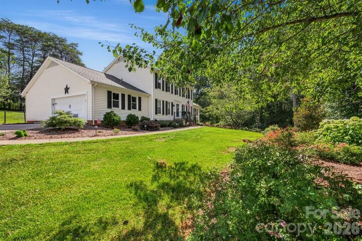 Property Photo:  1171 37th Avenue Drive NE  NC 28601 