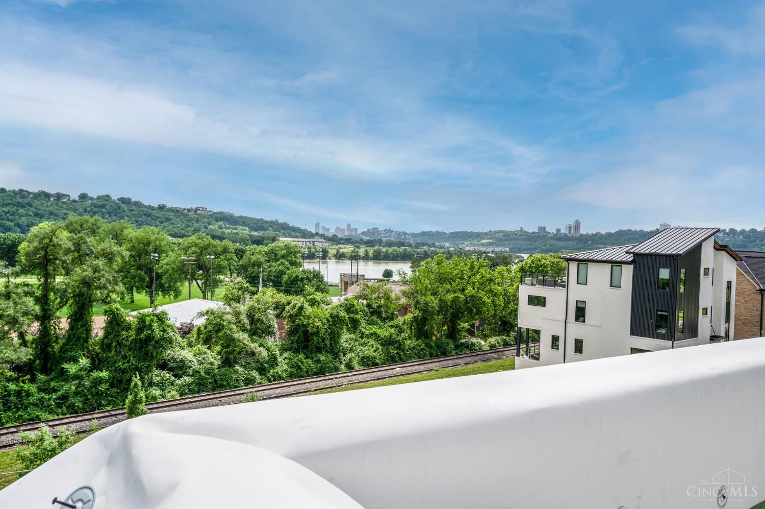 Property Photo: 3120 Walworth Avenue OH 45226