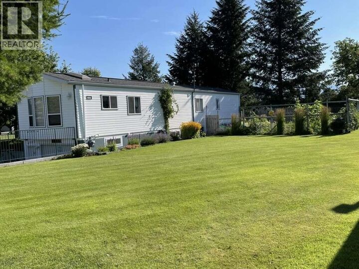 Property Photo: 4980 Vernon Street BC V0H 1H5