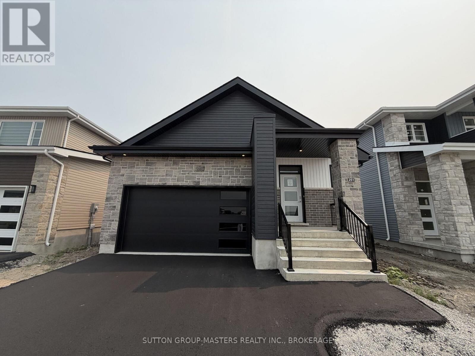 Property Photo: 251 Pratt Drive ON K7N 0E8