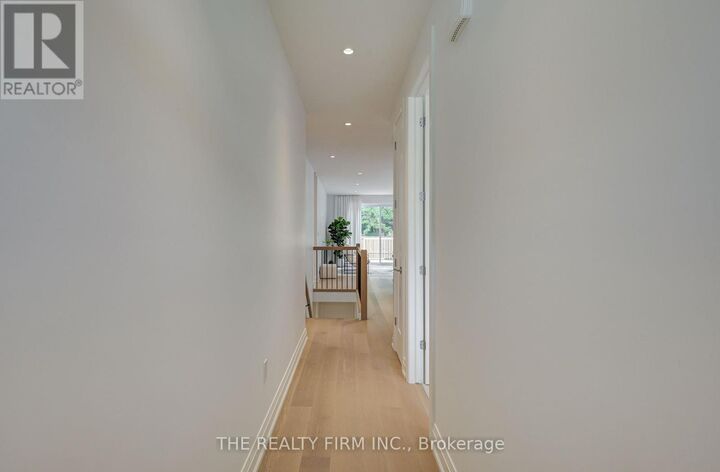 Property Photo:  85 Forest Street 8  ON N5H 1S5 