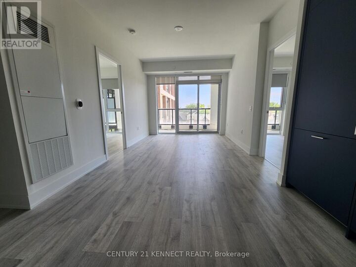 Property Photo:  858 Dupont Street 302  ON M6G 0C1 