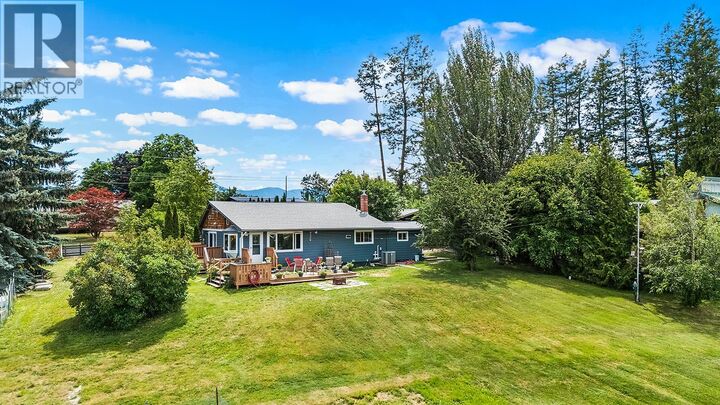 2110 Connel Road — photo 1