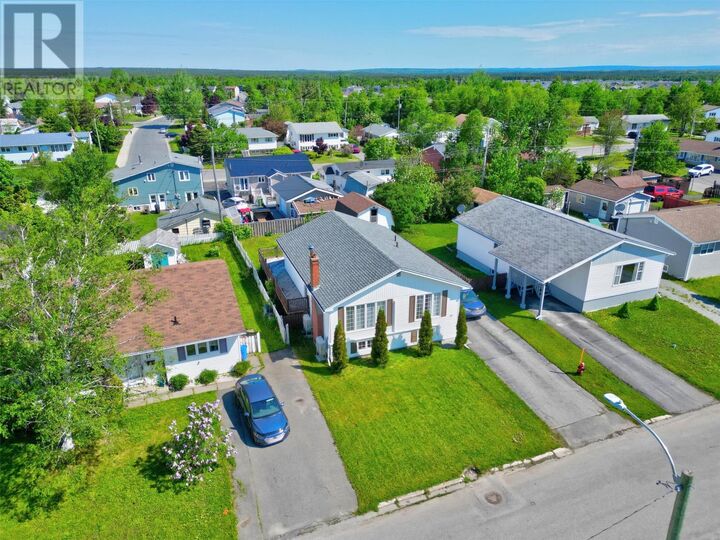 Property Photo:  15 Wood Crescent  NL A1V 2A9 