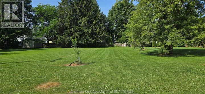 Property Photo:  58 Albert Avenue  ON N0P 1C0 