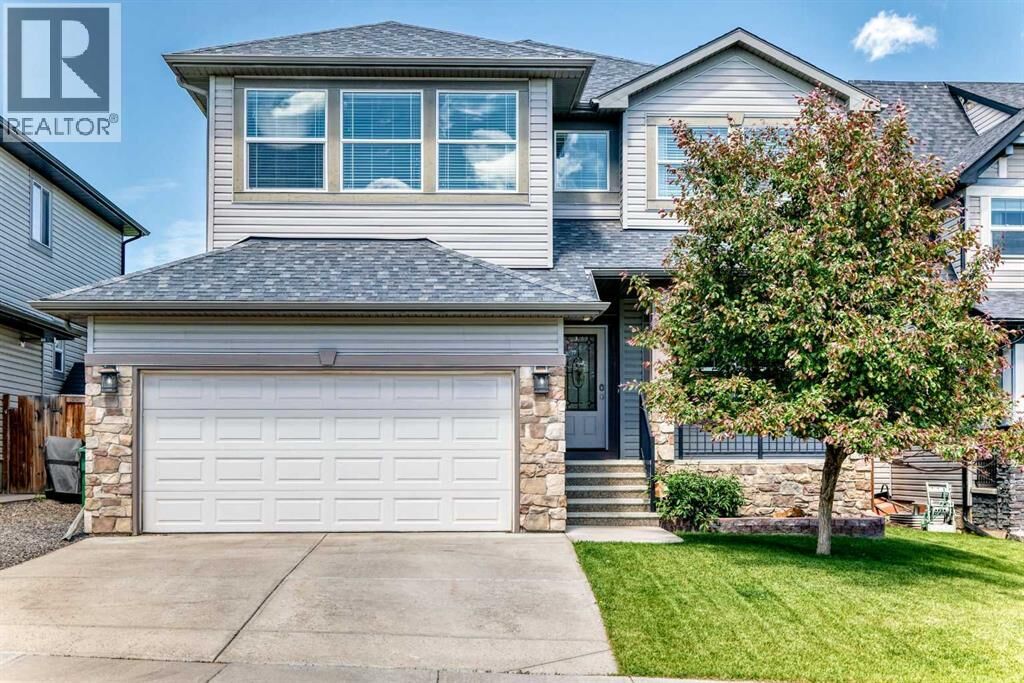 Property Photo:  105 Westmount Green  AB T1S 2L3 