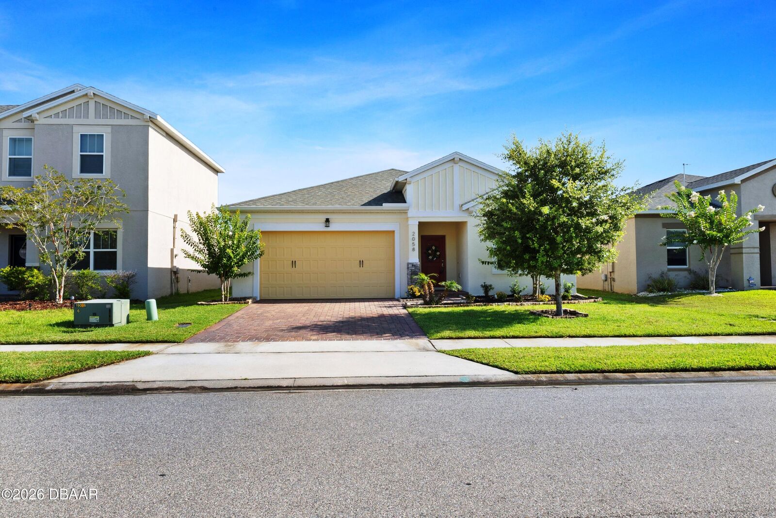 Property Photo: 2058 Cove Point Road FL 32128