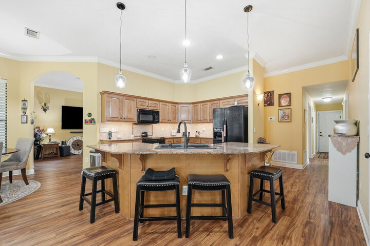 Property Photo: 2005 Tampa Boulevard FL 32566