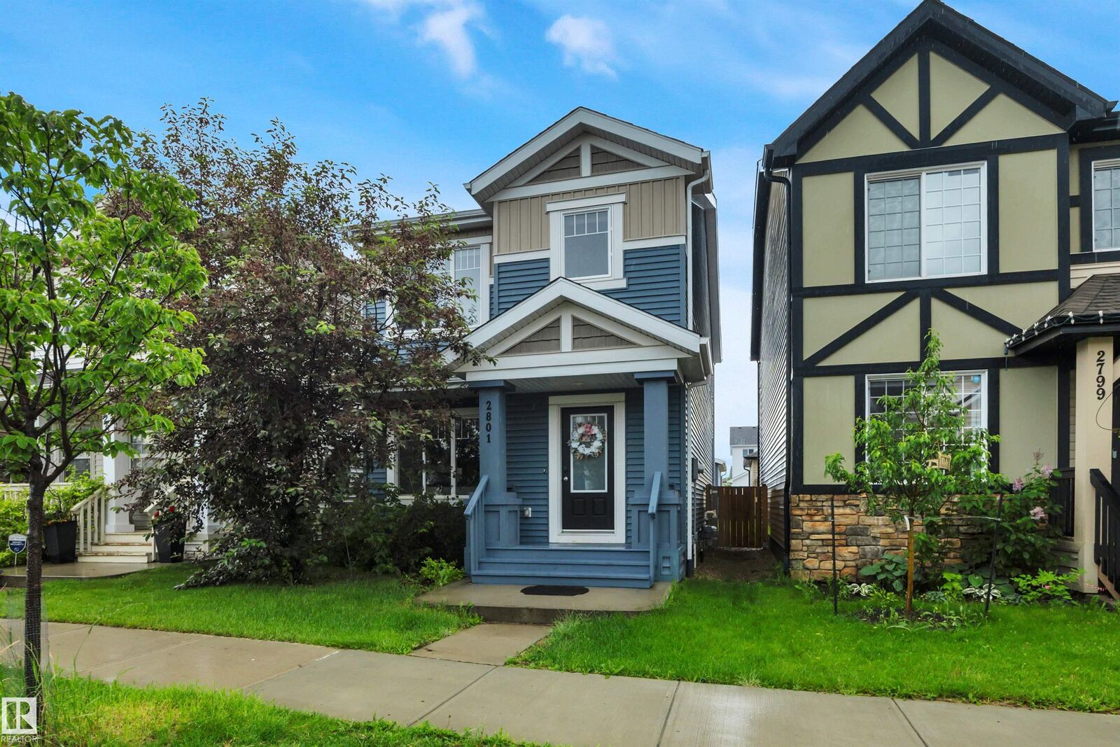 Property Photo: 2801 Coughlan Green Green SW AB T6W 3P1