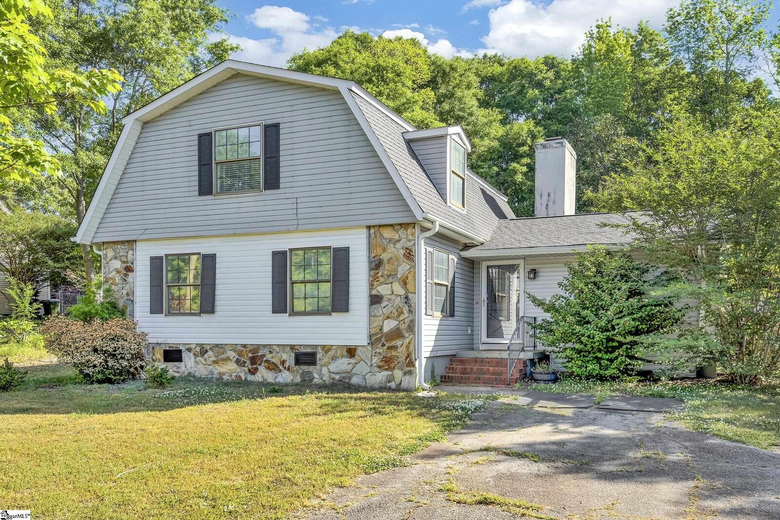 Property Photo: 919 Berkeley Drive SC 29631