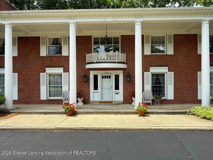Property Photo:  1543 Meadowbrook Lane  MI 48823 