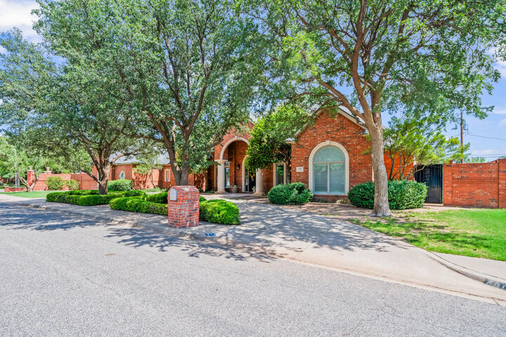 Property Photo:  4801 5th Street  TX 79416 