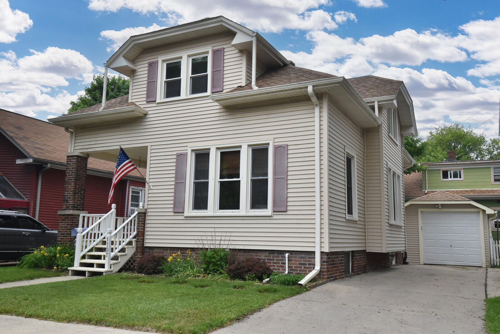 Property Photo:  1707 Carlisle Ave  WI 53404 