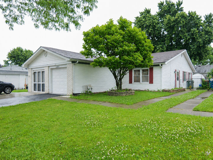 Property Photo: 155 Ringneck N IL 60139