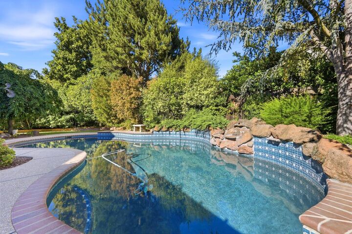 Property Photo: 8804 Bradbury Court CA 95624
