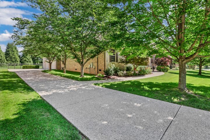 Property Photo:  173 Chester Stevens Rd  TN 37067 