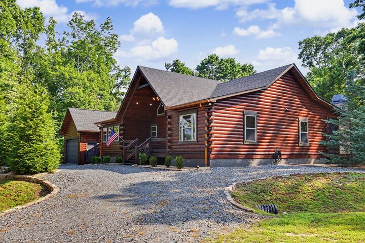 Property Photo: 363 River Ridge Drive GA 30513